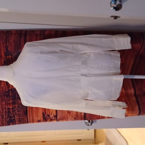 💫LOFT Classic White Blouse - Picture 6 of 11